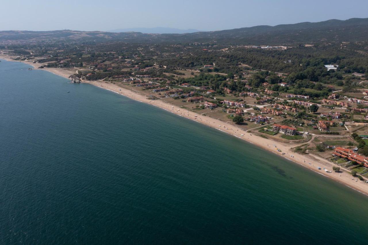 Katevi Luxury Seafront Villa Ierissós Zewnętrze zdjęcie